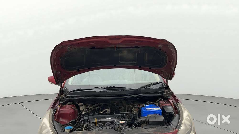 Hyundai Verna Fluidic 1.6 Vtvt Sx, 2014, Petrol