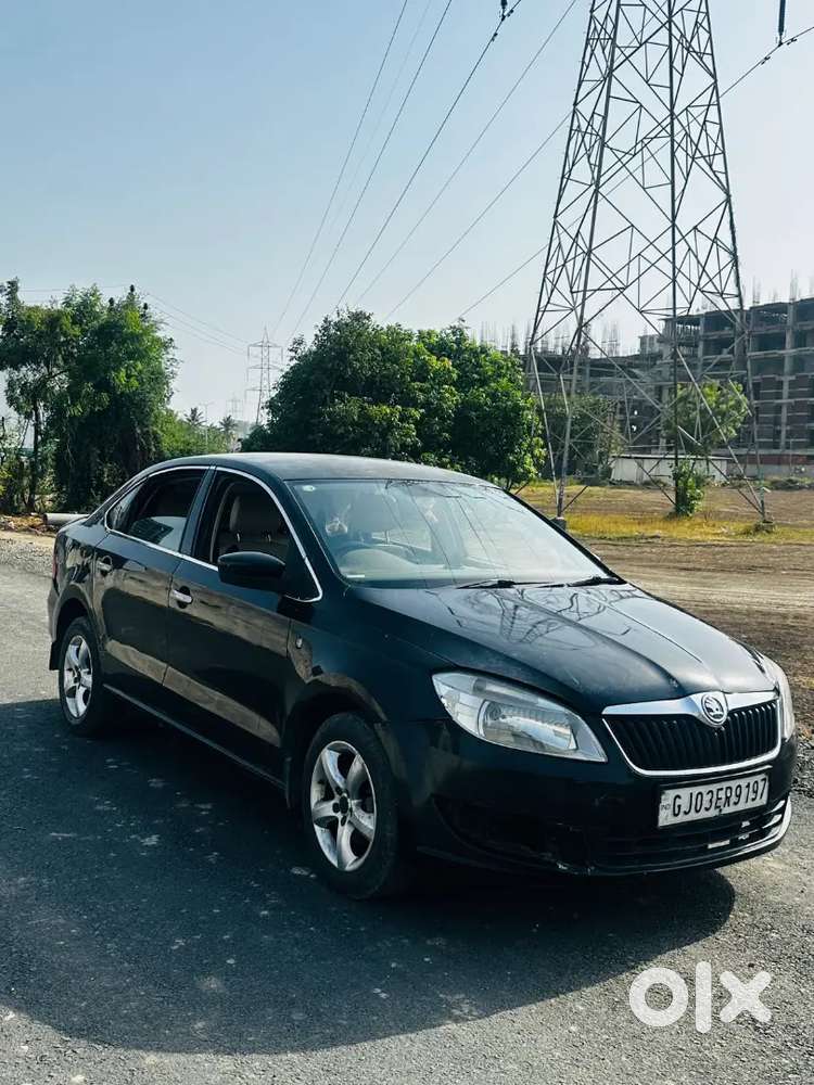 Skoda Rapid 2013 Diesel 110000 Km Driven
