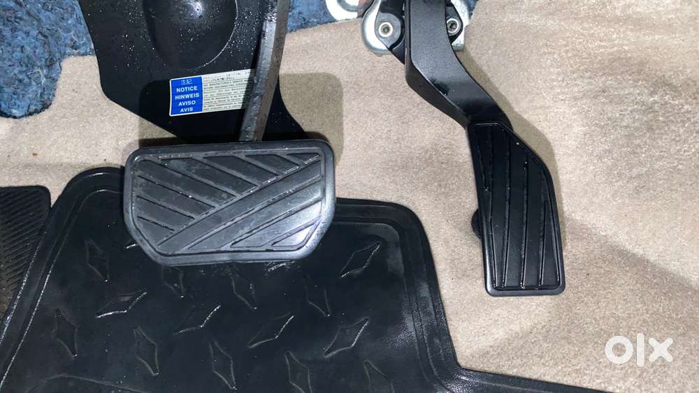 Maruti Suzuki Swift Dzire Vxi At, 2016, Petrol