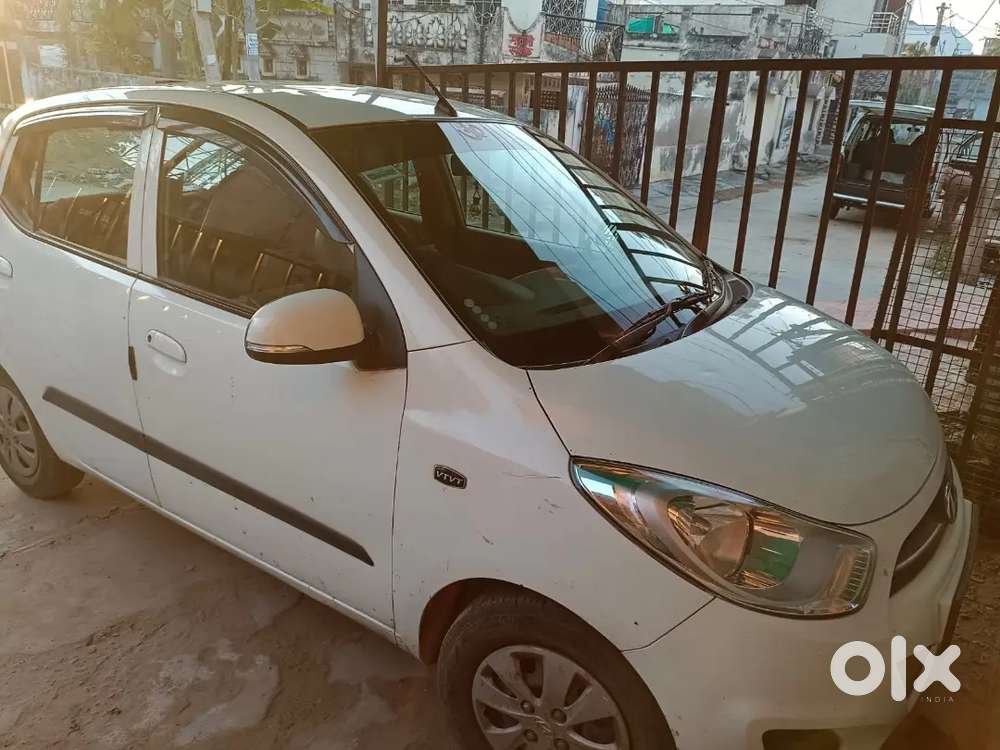 Hyundai Grand I10 Sportz Petrol 2012