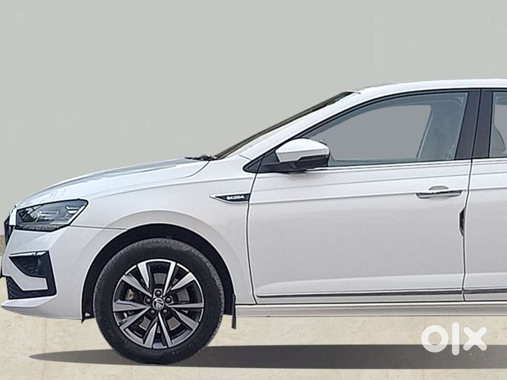 Skoda Slavia Ambition 1.0l Tsi At, 2023, Petrol