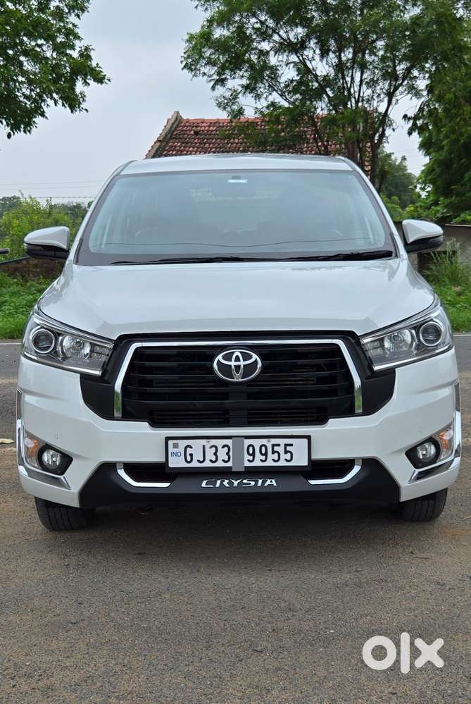 Toyota Innova Crysta 2.4 V 7 Str, 2025, Diesel