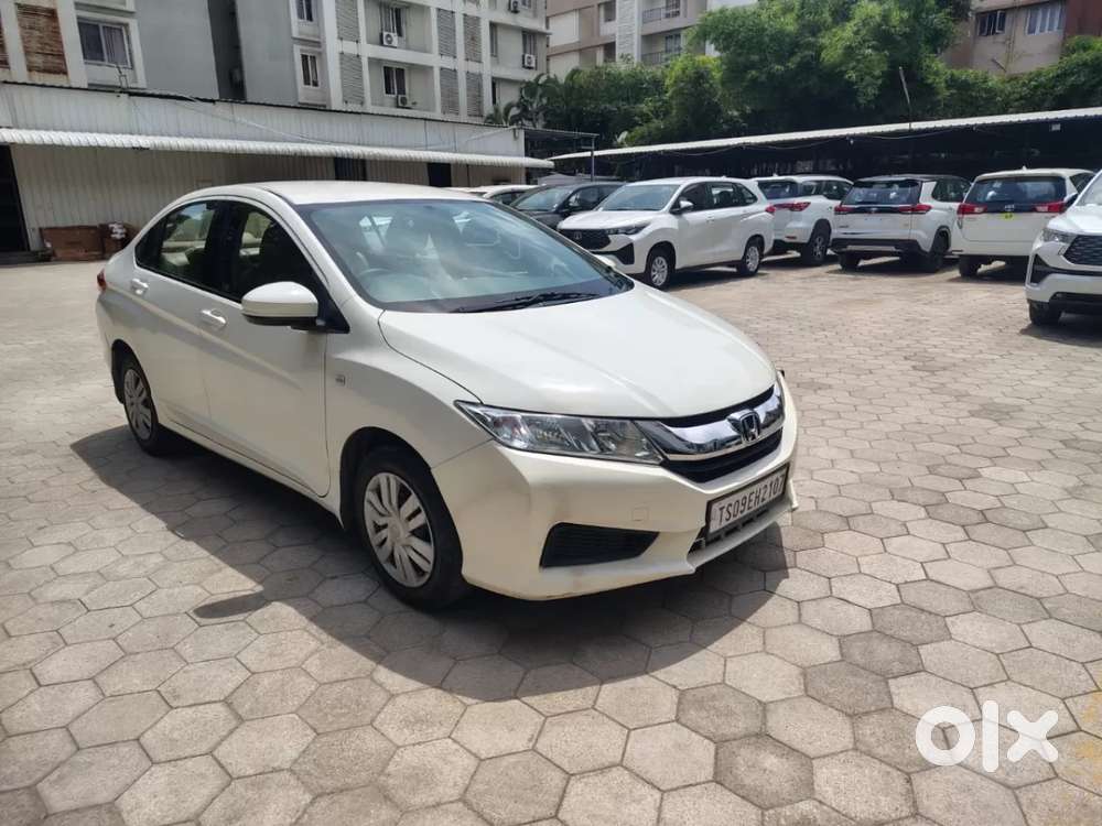 Honda City 1.5 V Mt, 2015, Petrol
