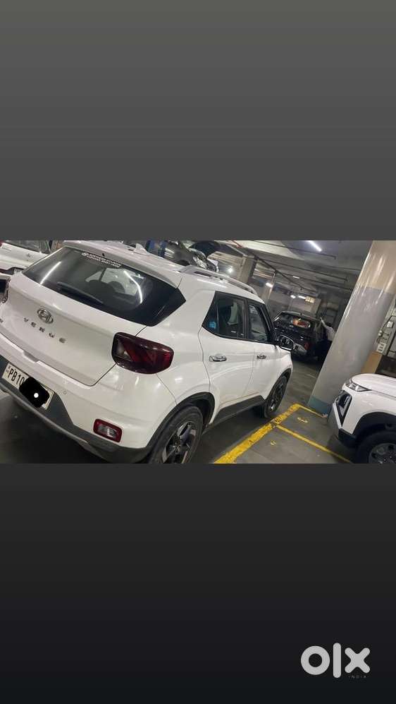 Hyundai Venue 2019 Diesel Well Maintained