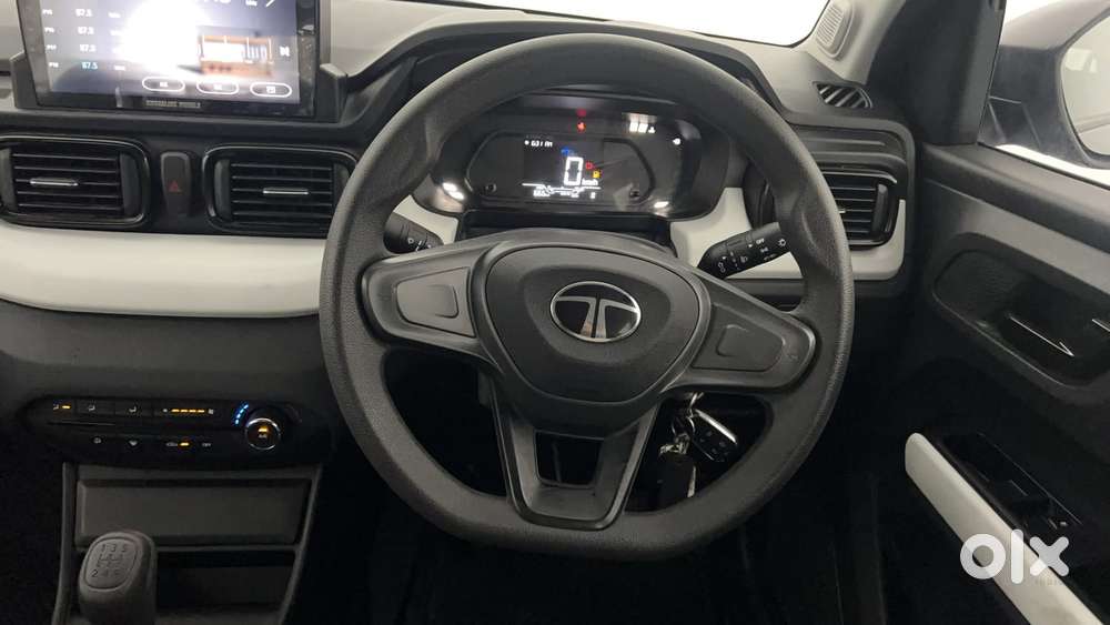 Tata Punch Pure, 2025, Petrol