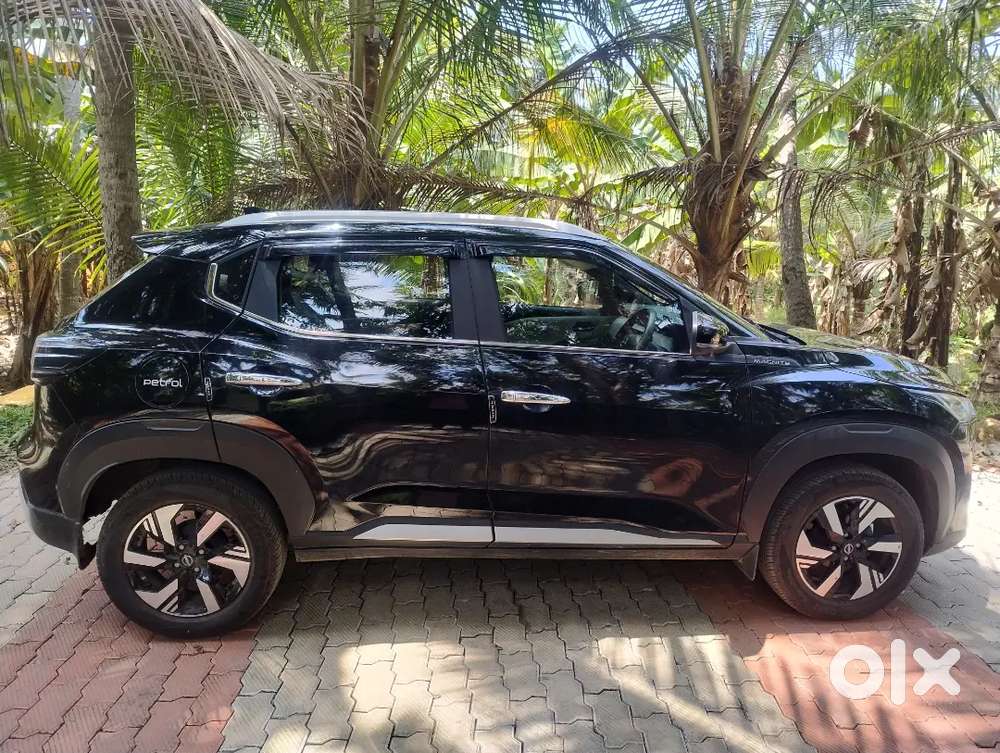 Nissan Magnite 2024 Petrol Well Maintained