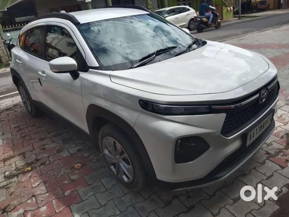 Toyota Urban Cruiser 2025 Petrol Look's Like A New Car