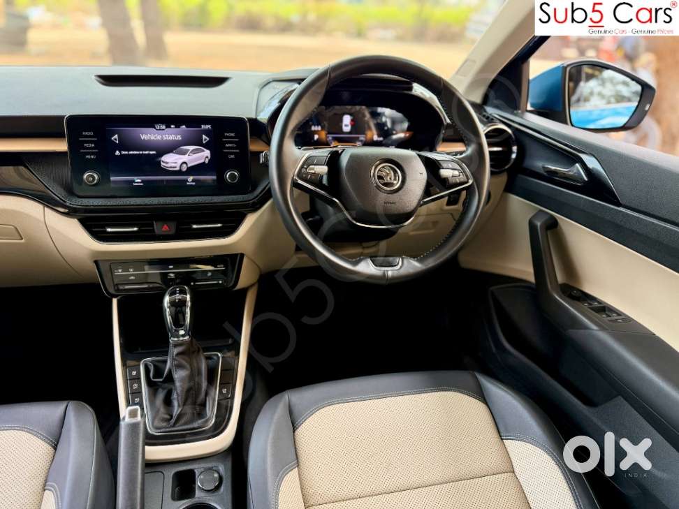 Skoda Slavia 1.0 Tsi Style At, 2023, Petrol