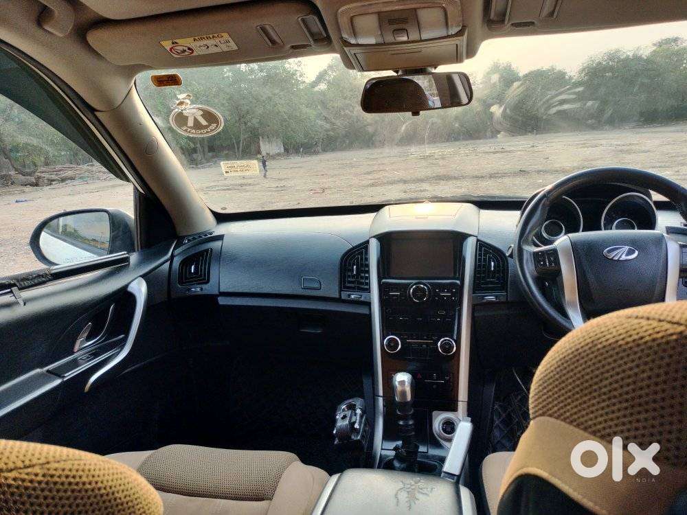 Mahindra Xuv500 W9, 2018, Petrol