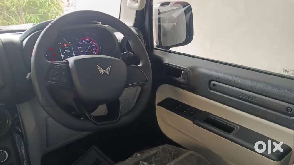 Mahindra Thar Roxx 2026 Diesel 1200 Km Driven