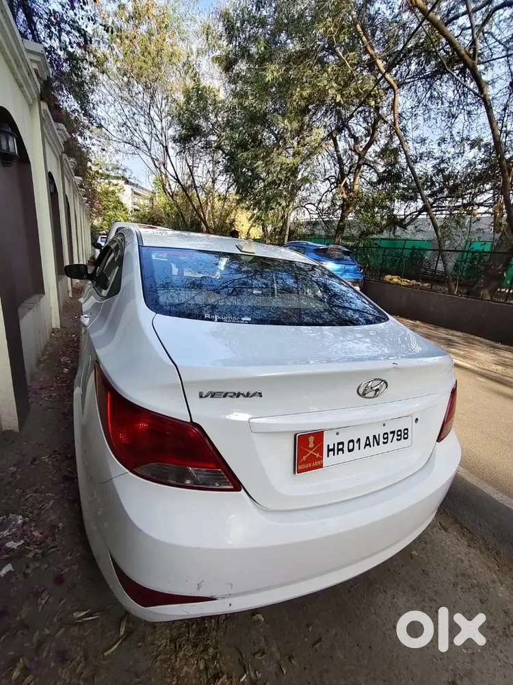 Hyundai Verna 1.4 Petrol 2016manufacturing