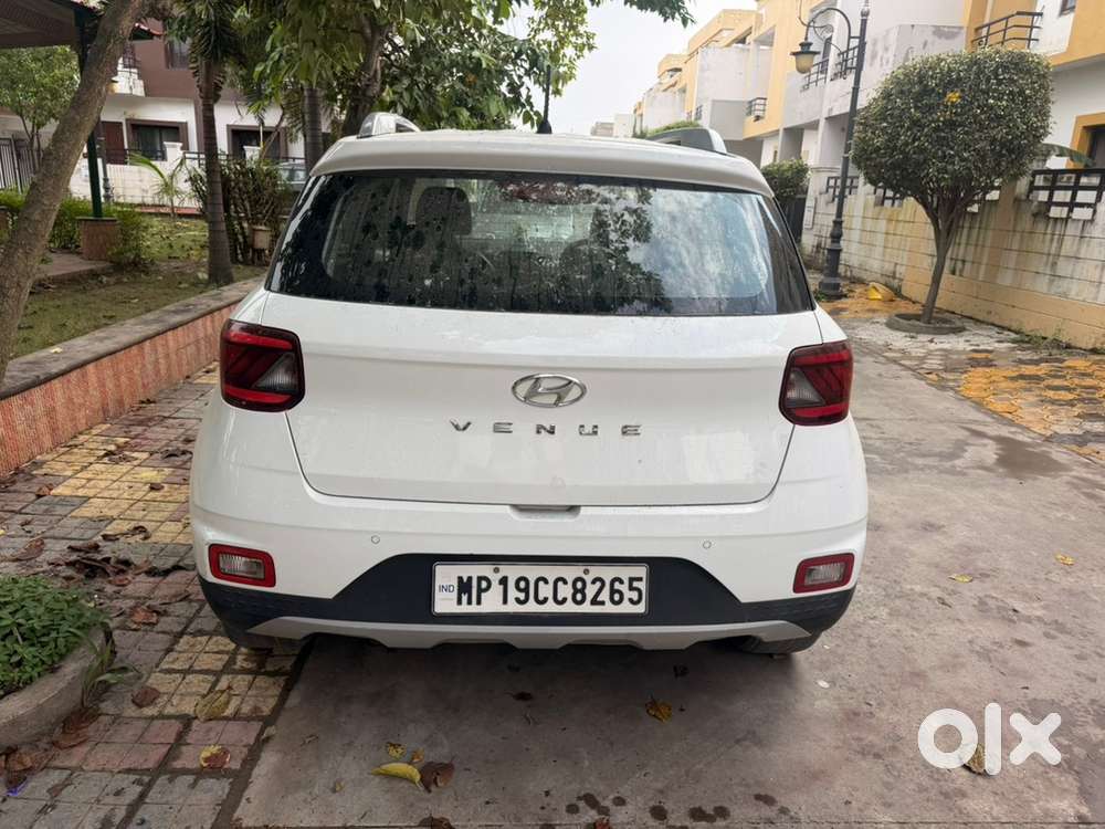 Hyundai Venue Diesel 2021