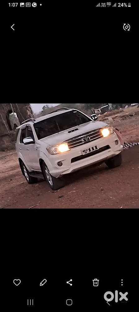 Toyota Fortuner Diesel Manual 2011 Model