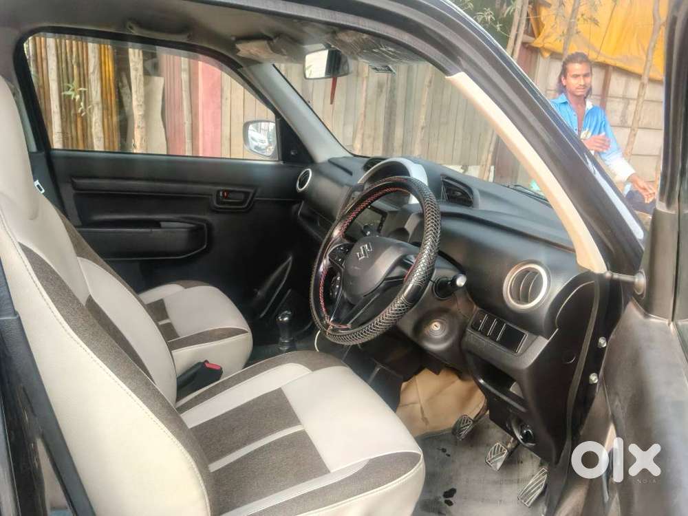 Maruti Suzuki S-presso Vxi Plus (dec 2021) – Manual Good Condition.