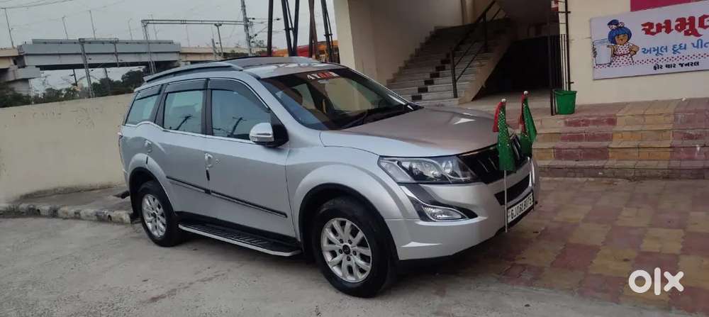 Mahindra Xuv500 2017 Diesel 107000 Km Driven