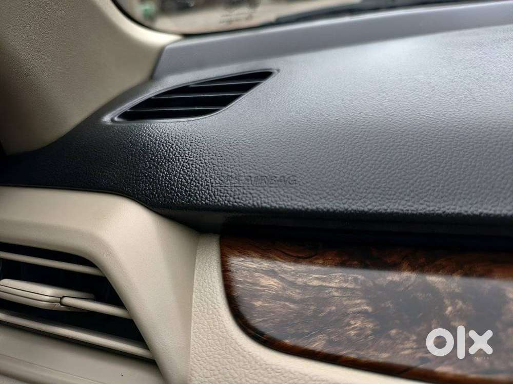 Maruti Suzuki Swift Dzire Vxi(o) At, 2018, Petrol