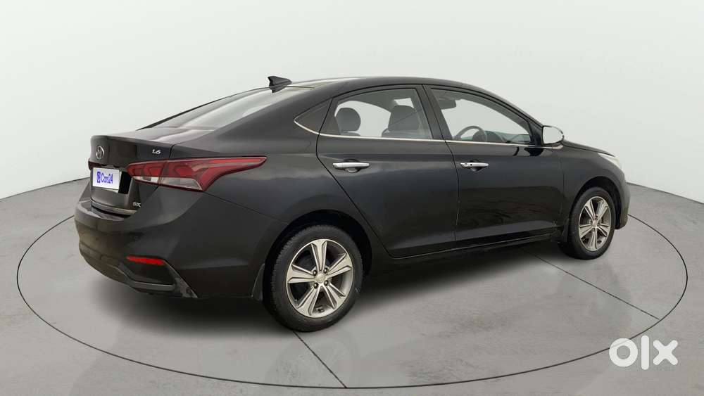 Hyundai Verna 1.6 Sx (o) Vtvt, 2018, Petrol