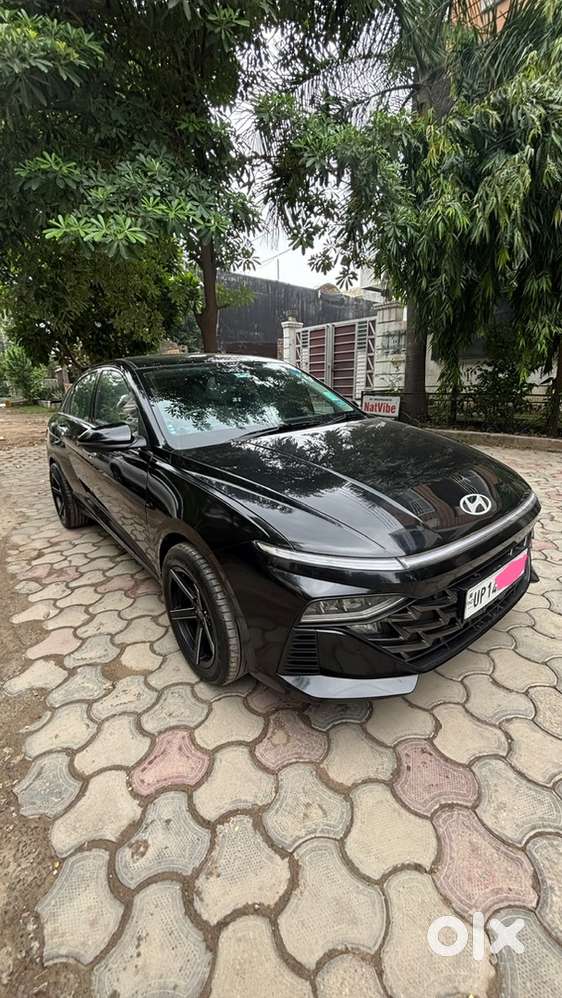 Hyundai New Verna Dec 2023 Black Petrol