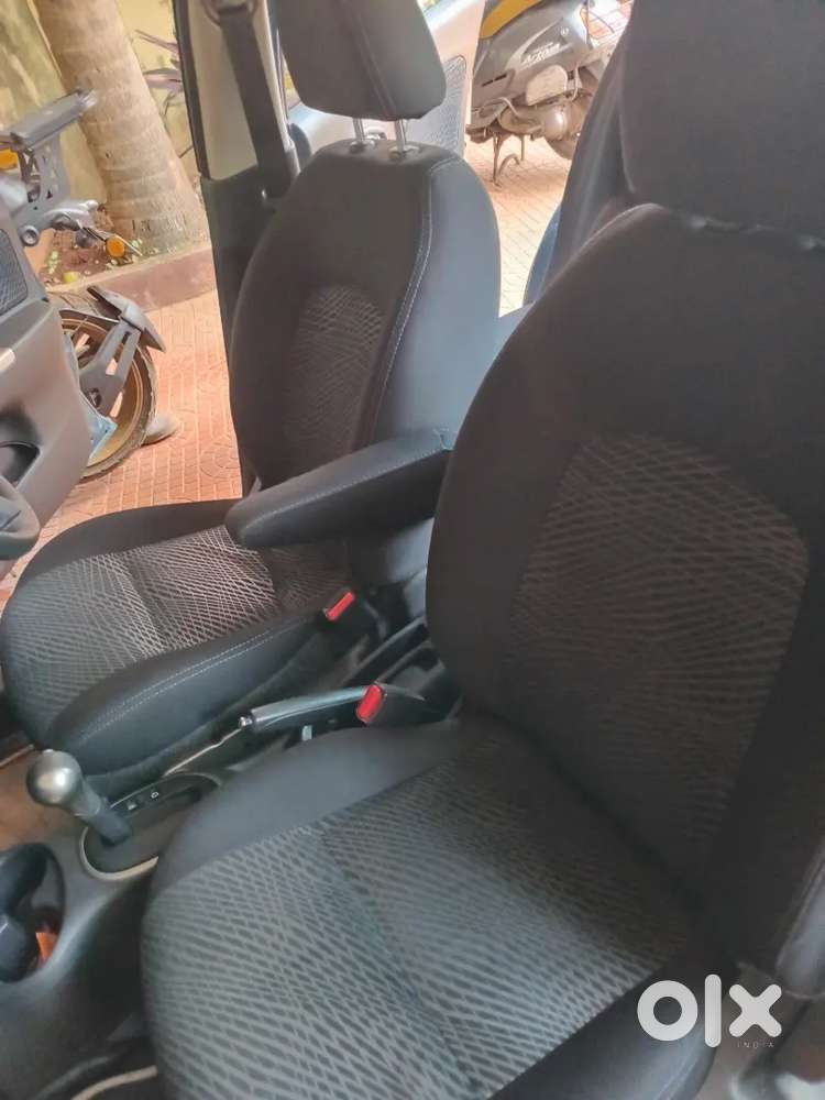 Nissan Micra Cvt 2017 Petrol 32000 Km Driven