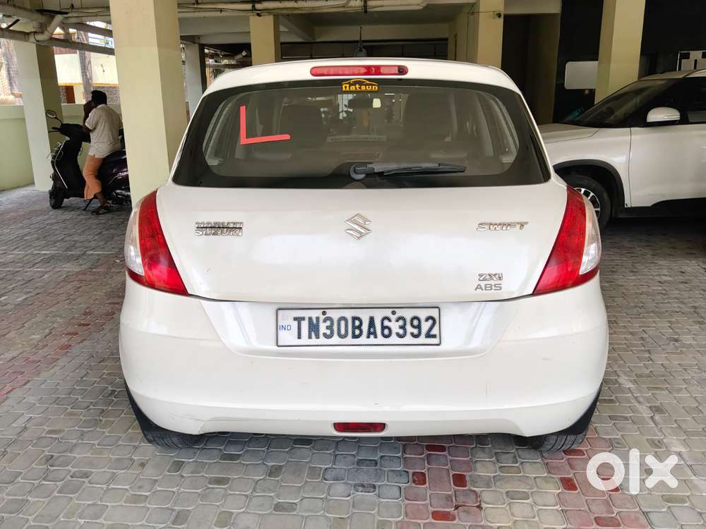 Maruti Suzuki Swift Vvt Zxi, 2014