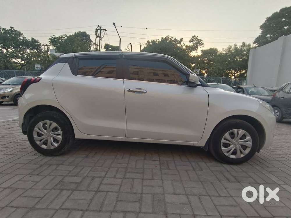 Maruti Suzuki Swift 1.2 Vxi (o), 2023, Petrol