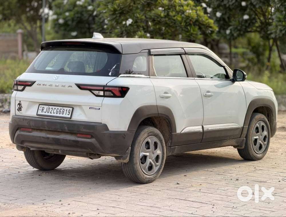 Maruti Suzuki Brezza 1.5 Vxi Smart Hybrid, 2022, Petrol