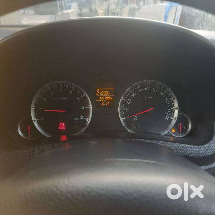 Maruti Suzuki Swift Vxi + Manual, 2015, Petrol