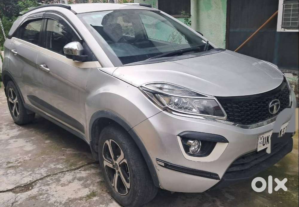 Tata Nexon Xza+ Automatic, Silver, Turbo Petrol, Done 33500 Kms