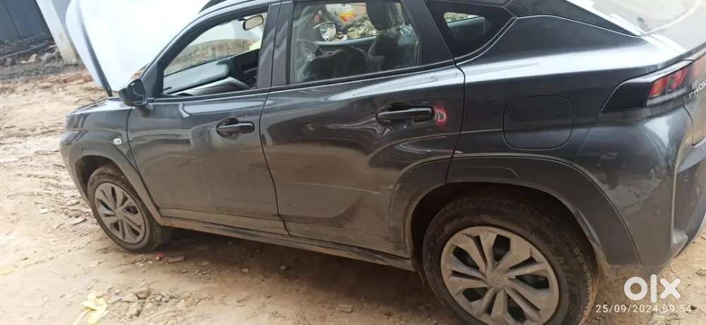 Maruti Suzuki Fronx Sigma Petrol 2024