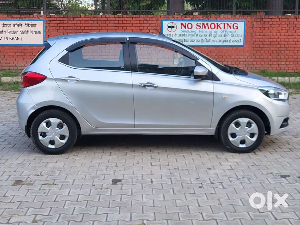 Tata Tiago 1.2 Revotron Xt (o), 2017, Petrol
