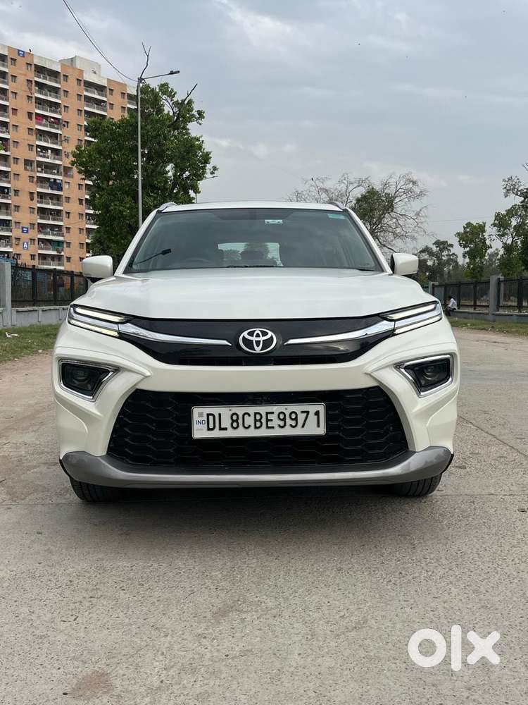 Toyota Urban Cruiser Hyryder 1.5 V Hybrid, 2023