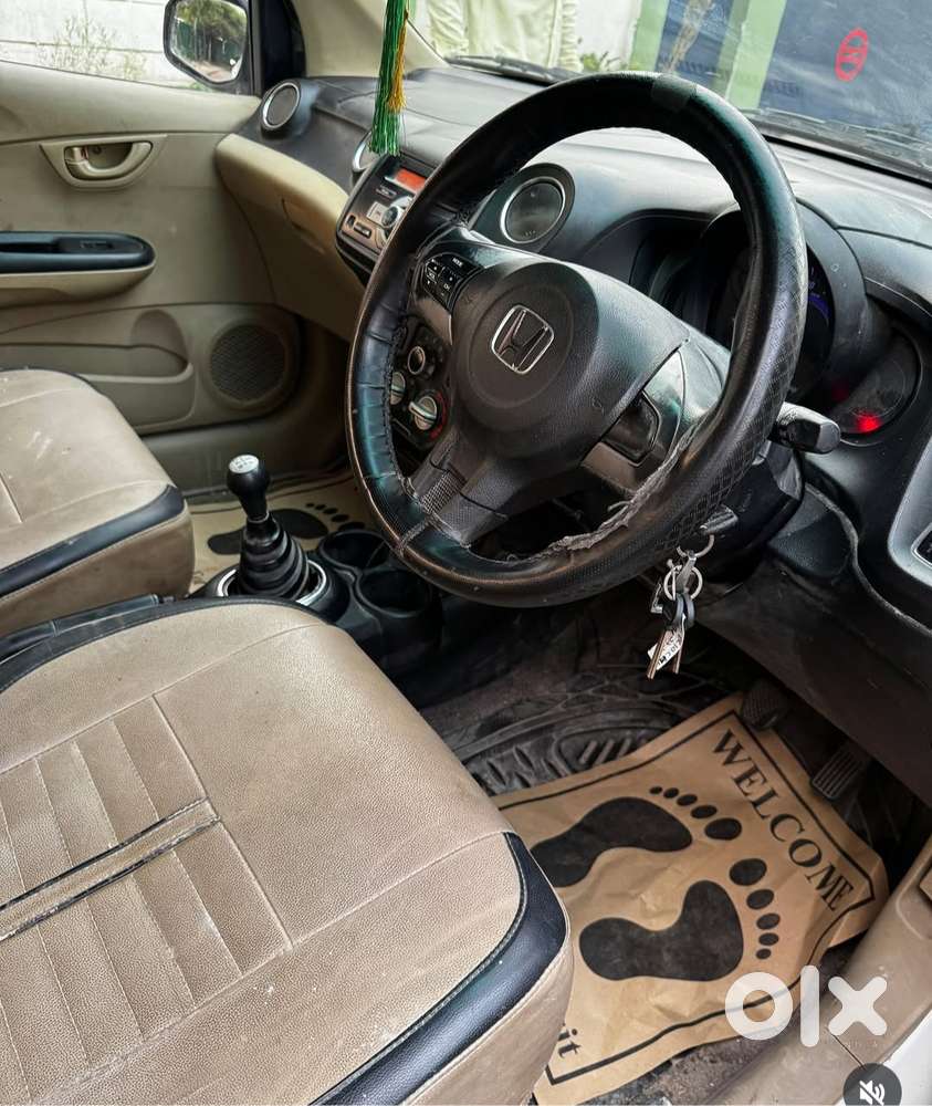 Honda Amaze 2015 Petrol Well Maintained