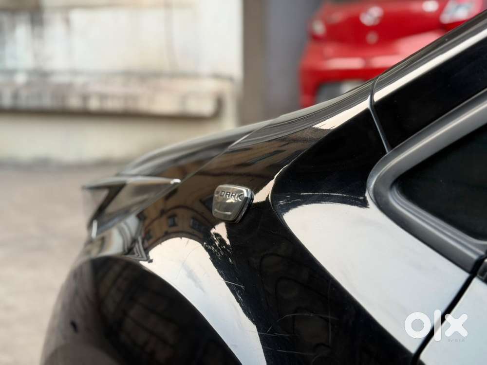 Tata Altroz 2023 Petrol 12500 Km Driven