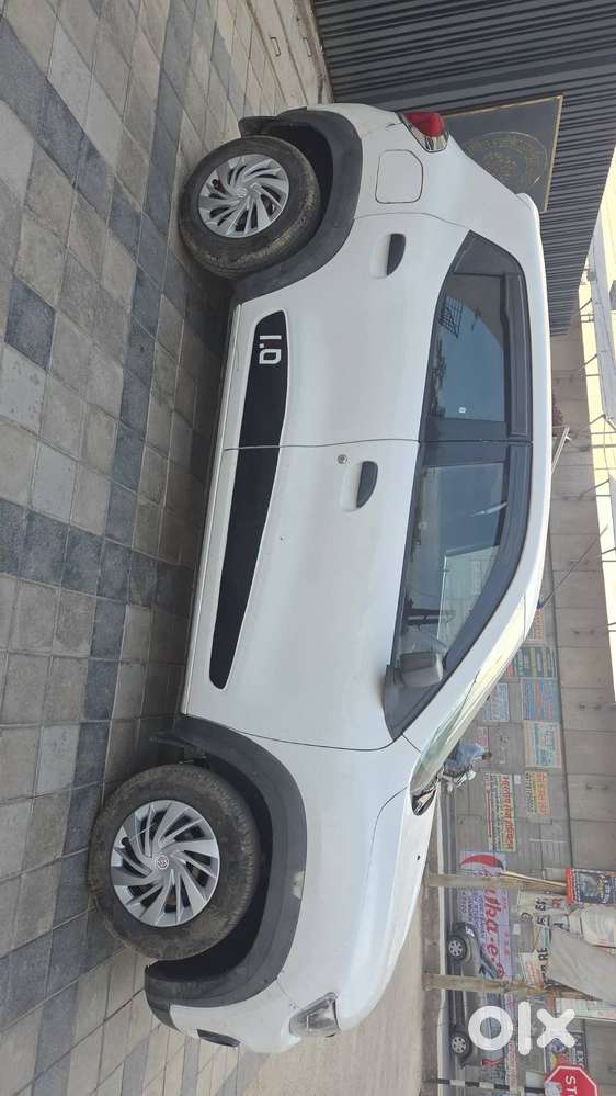 Renault Kwid December 2015. New Tyre Excellent Condition