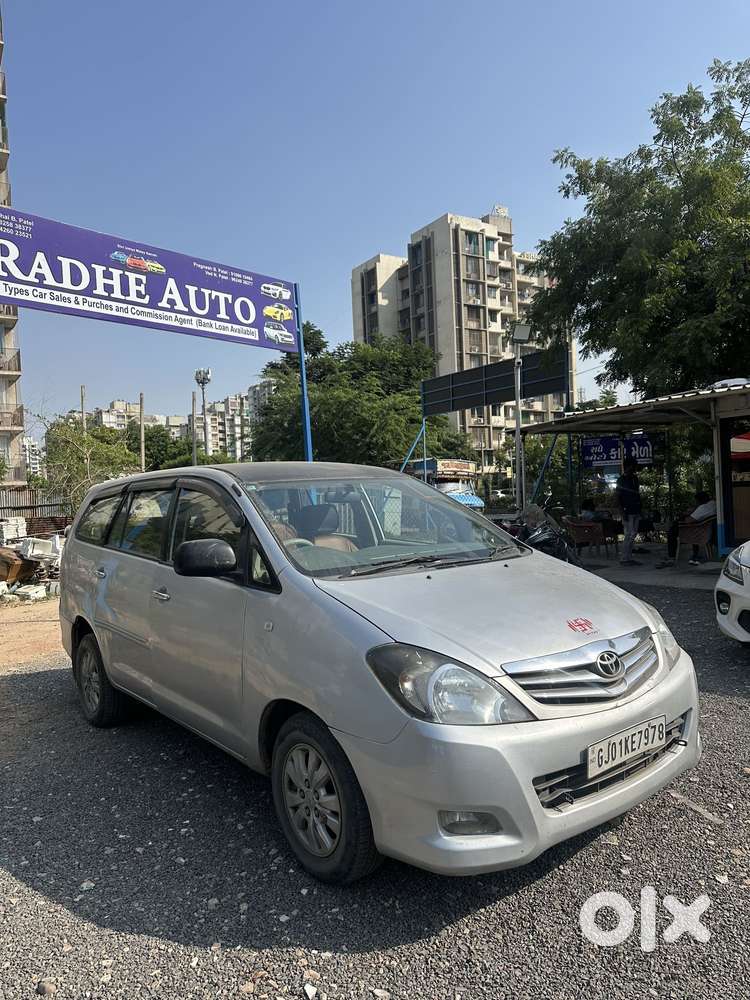 Toyota Innova 2.5 V 7 Str, 2010, Diesel
