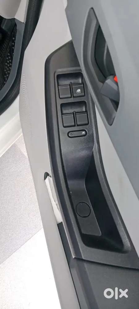 Brand New Tata Tiago Jan26 Registration Mdl Dec25 Petrol 258 Km Driven