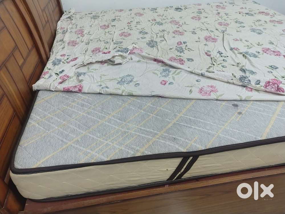 Double bed king size with storage box type