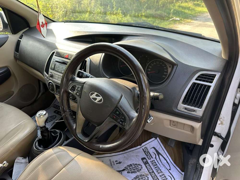 Hyundai I20 Sportz 1.4 Crdi, 2014, Diesel