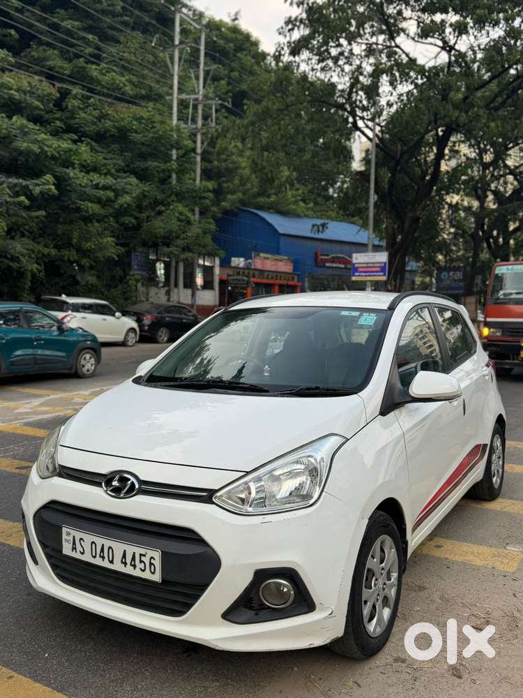 Hyundai Grand I10 2016-2017 Sportz Celebration Edition, 2016, Petrol