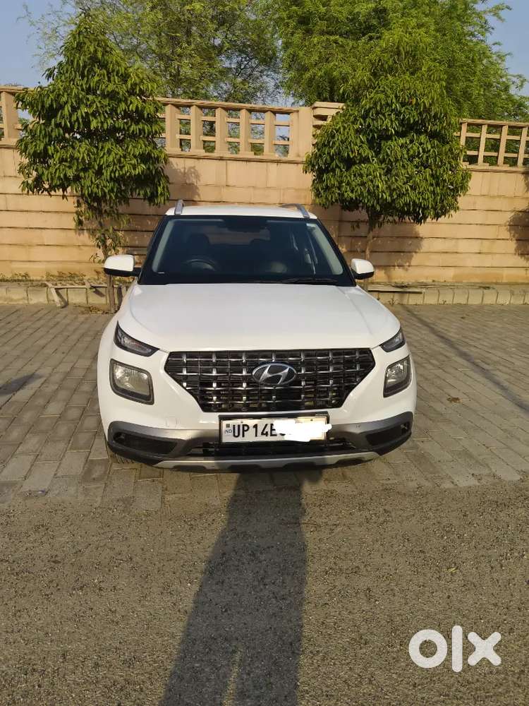 Hyundai Venue 2021 Cng & Hybrids 56000 Km Driven