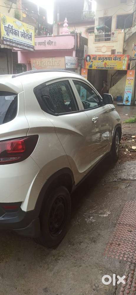 Mahindra Kuv 100 2016 Petrol Well Maintained
