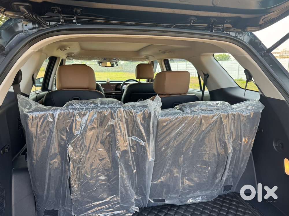 Hyundai Alcazar 2025 Petrol 7000 Km Driven