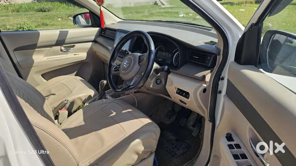 Maruti Suzuki Ertiga Vxi 2025