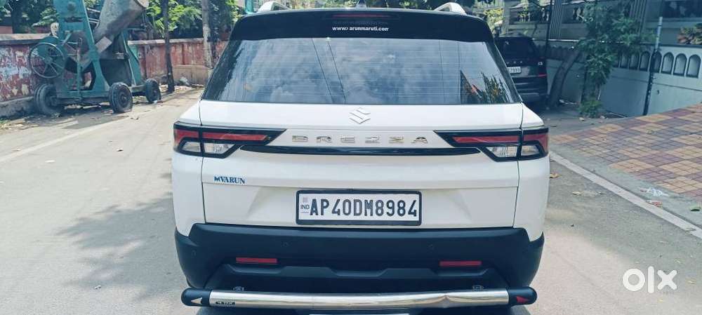 Maruti Suzuki Brezza 1.5 Vxi Smart Hybrid, 2024, Petrol