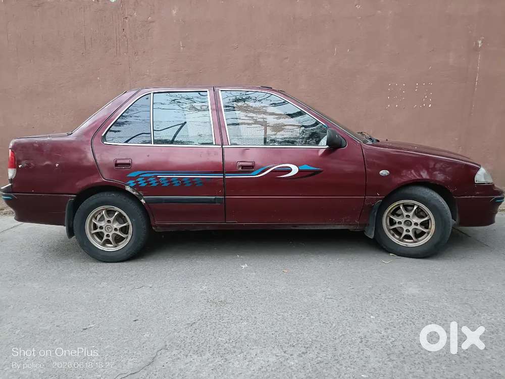 Maruti Suzuki Esteem 2006