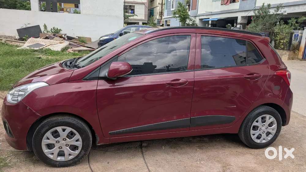 Hyundai Grand I10 Sportz 2016 Petrol