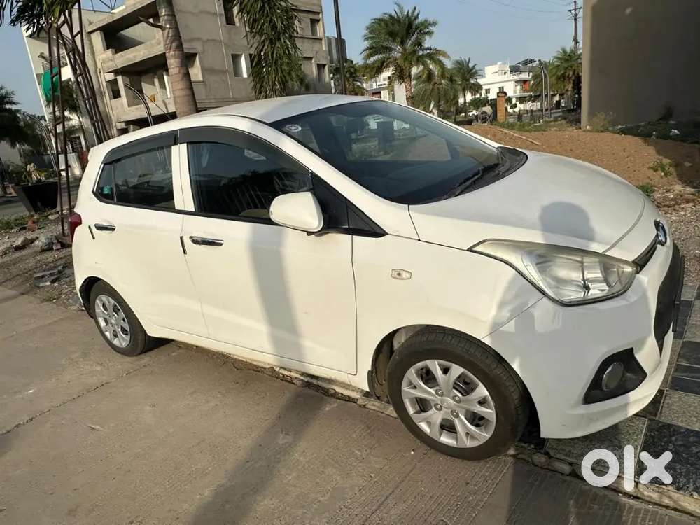 Hyundai Grand I10 2016 Cng & Hybrids Well Maintained