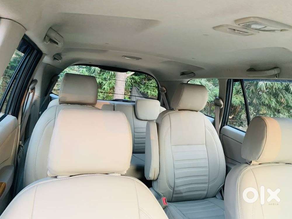 Toyota Innova 2.5 V Diesel 7-seater, 2011, Diesel
