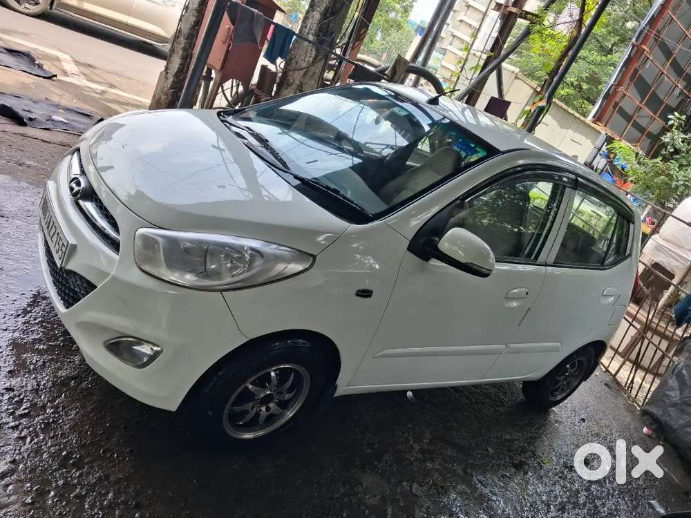 Hyundai I10 Sportz 2011 Petrol Automatic