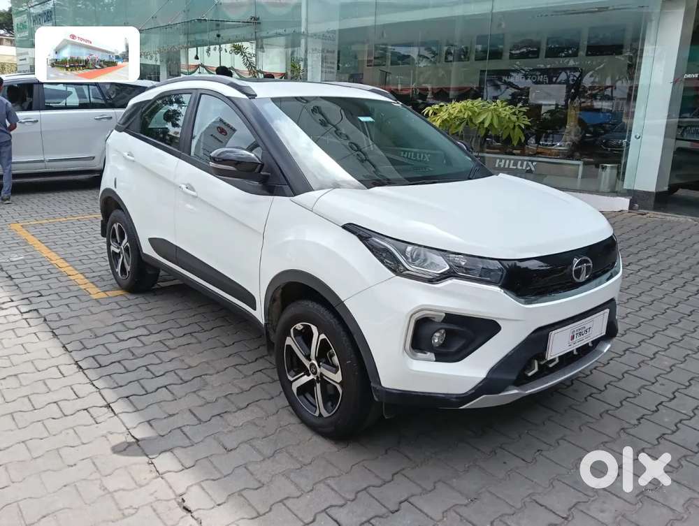 Tata Nexon 1.2 Revotron Xza Plus, 2022, Petrol